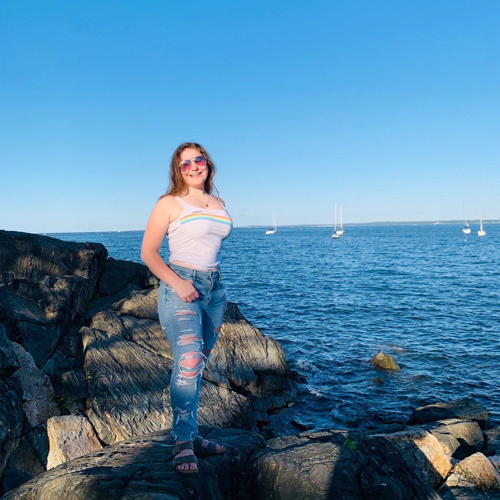 Meet your Posher, Joy